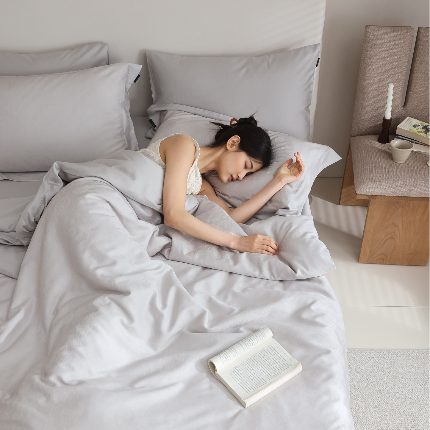 Moonlight Bloom TENCEL™ Lyocell Quilt Cover Set - Prozily