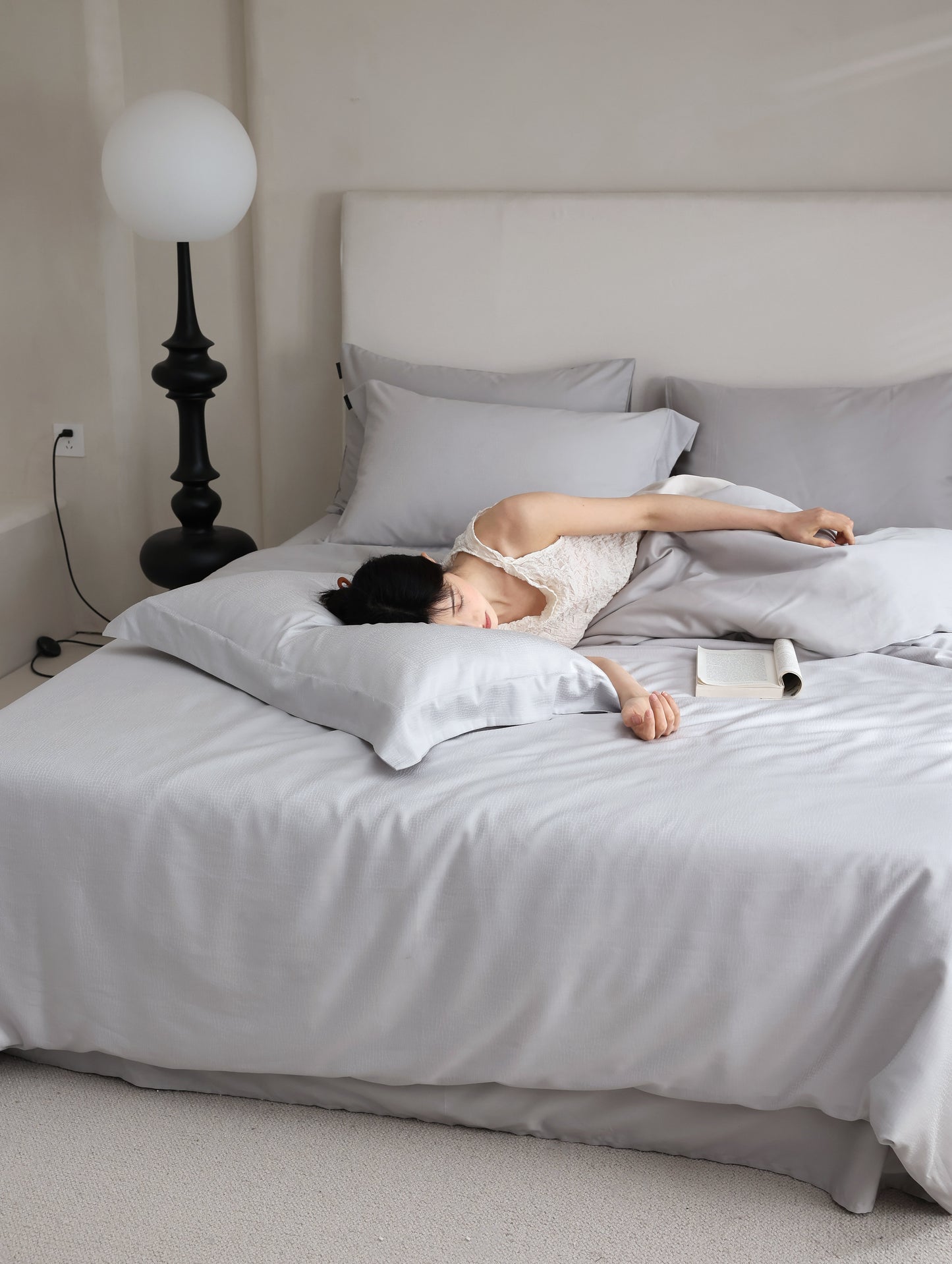 Moonlight Bloom TENCEL™ Lyocell Quilt Cover Set