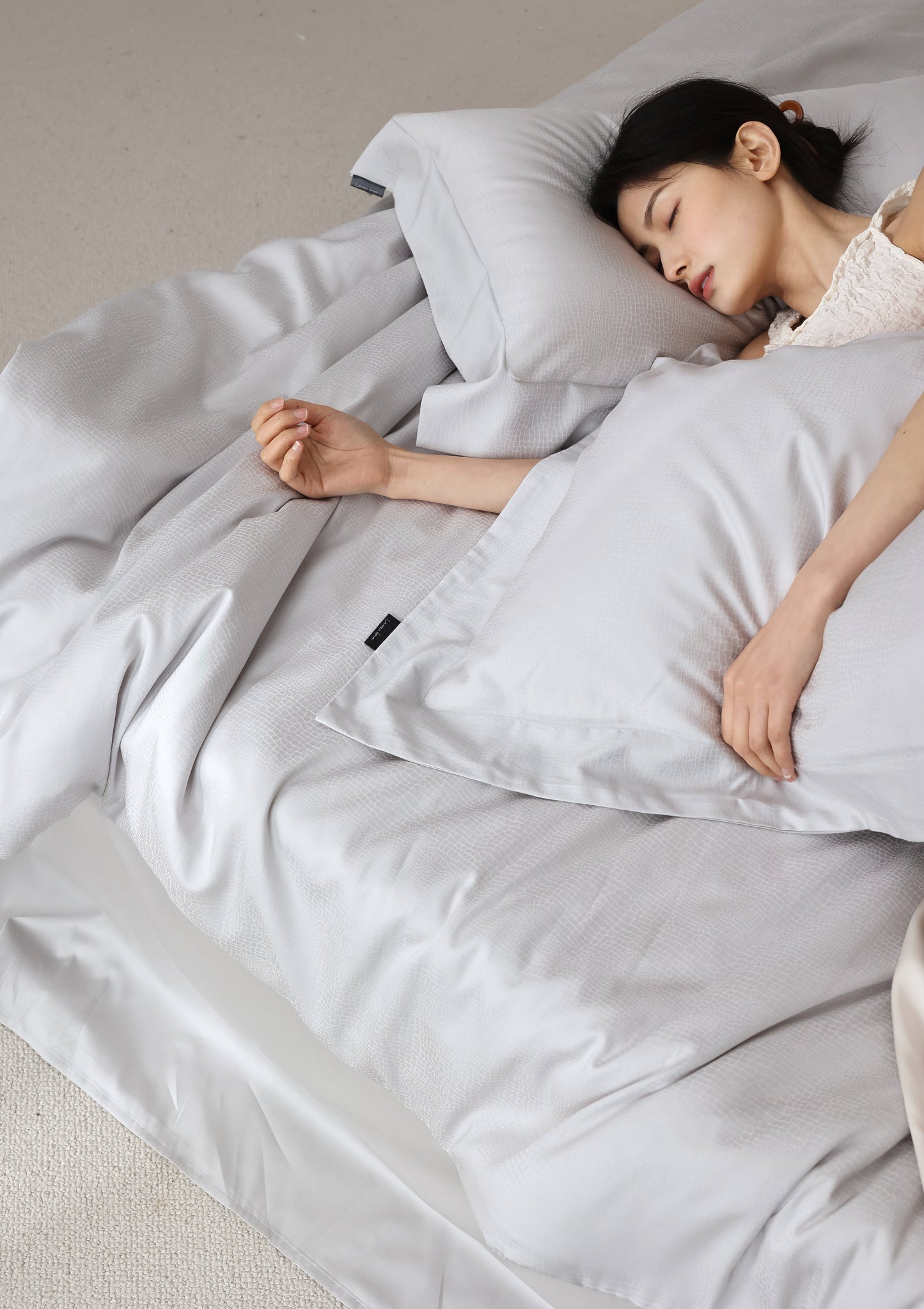Moonlight Bloom TENCEL™ Lyocell Quilt Cover Set