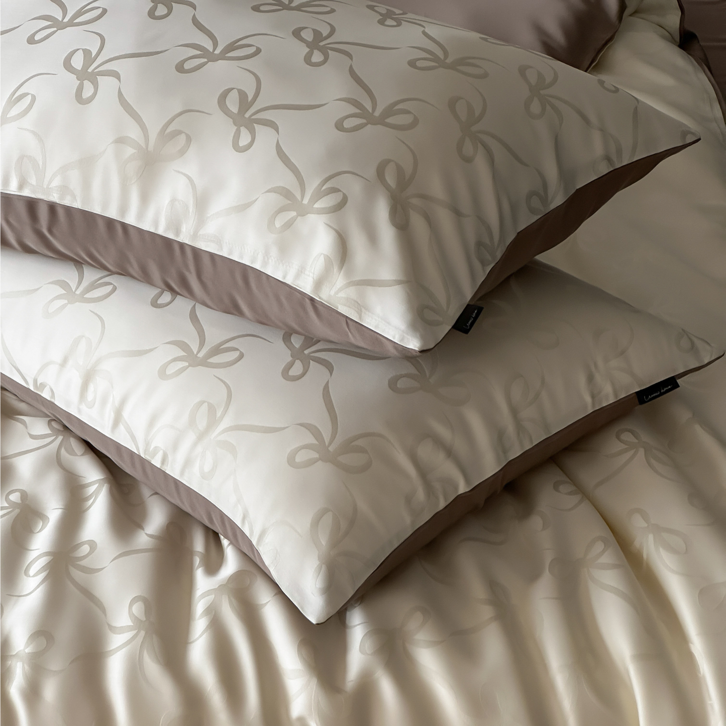 Bowknot Elegance TENCEL™ Lyocell Quilt Cover Set